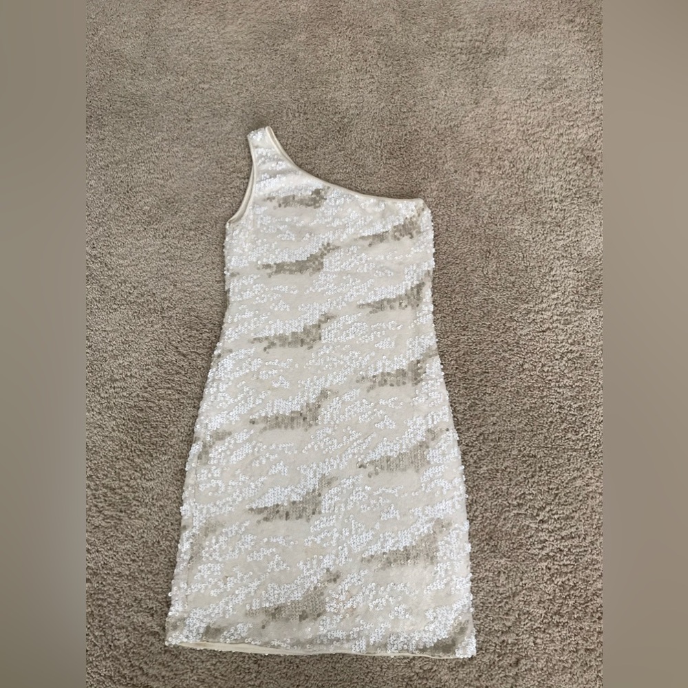White sequined BCBG BodyCon dress. Size Small.
